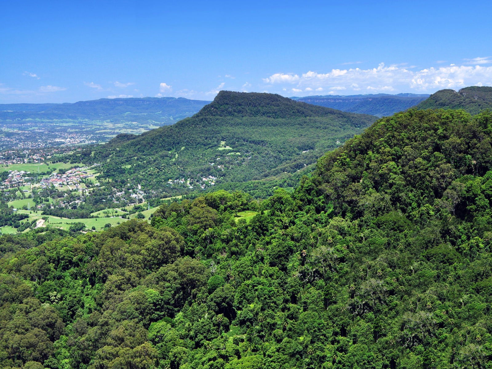 Mount Kembla NSW Accommodation Bookings