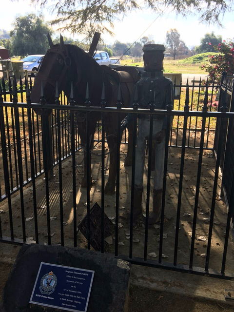 Sergeant Parry Memorial - Accommodation Bookings 0