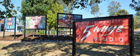 Tumut Art Society 5Ways Gallery - Accommodation Bookings 0