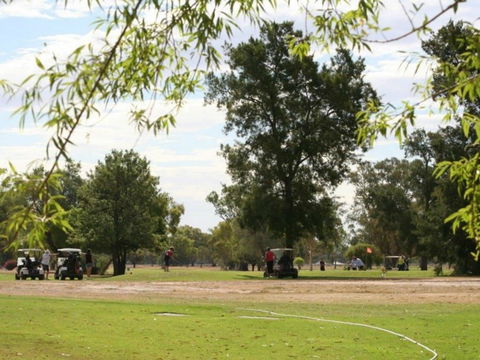 Warren Golf Club - Accommodation Bookings 0