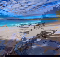 Bristol Point Beach - Accommodation Bookings