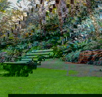 EG Waterhouse National Camellia Gardens - Accommodation Bookings
