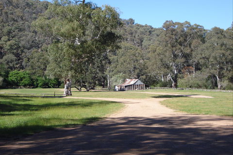 Fry's Hut - Accommodation Bookings 1