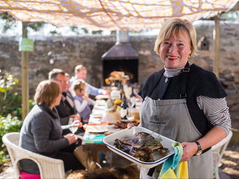 Hutton Vale Farm - Accommodation Bookings 0