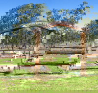 Old Injune Cemetery - Accommodation Bookings