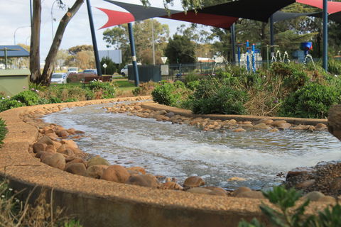 West Wyalong - Accommodation Bookings 2
