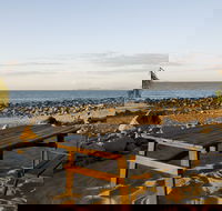 Dolphin Heads - Accommodation Bookings