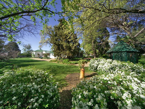 Miss Traill’s House And Garden - Accommodation Bookings 1