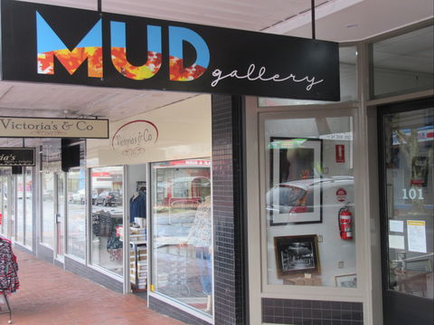 MUD Gallery - Accommodation Bookings 0
