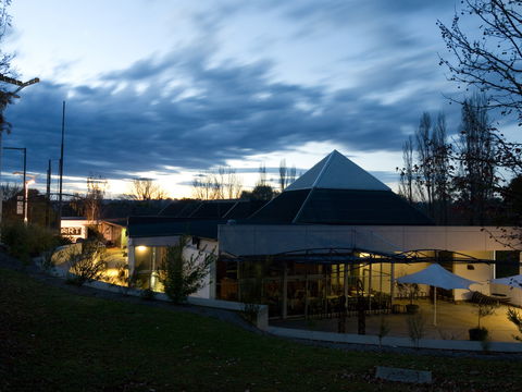 New England Regional Art Museum - Accommodation Bookings 0