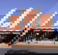 Talbragar Country Antiques - Accommodation Bookings