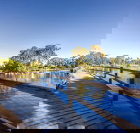 Centenary Lakes Park - Accommodation Bookings