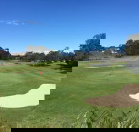 Emerald Downs Golf Course - Accommodation Bookings