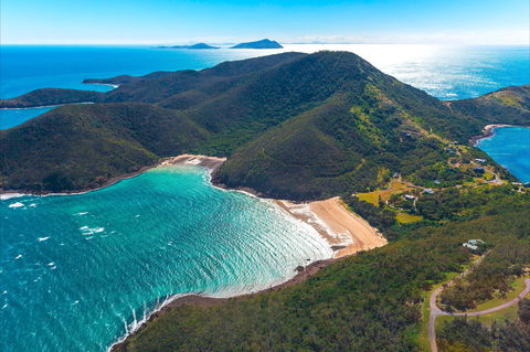 Llewellyn Dive Site - Accommodation Bookings 1