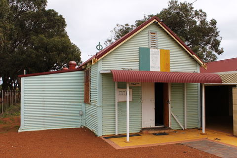 Monsignor J.C. Hawes Heritage Trail - Accommodation Bookings 2
