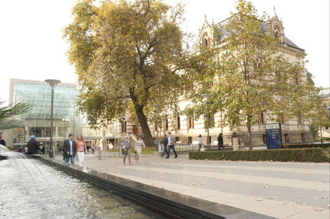 North Terrace - Accommodation Bookings 2