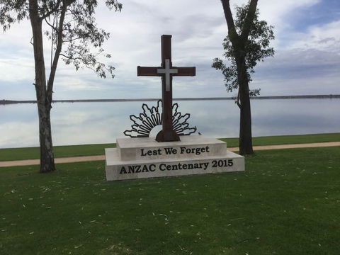 Anzac Centenary Cross - Accommodation Bookings 0
