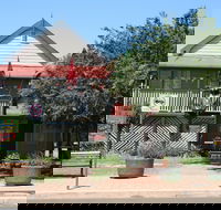 Carinda House - Accommodation Bookings