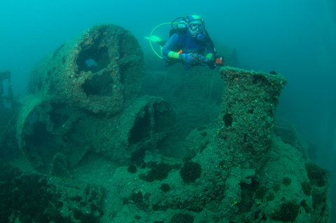 Cochrane Artificial Reef Dive Site - Accommodation Bookings 1