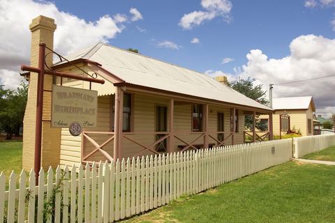 Cootamundra Cricketing Exploration - Accommodation Bookings 2