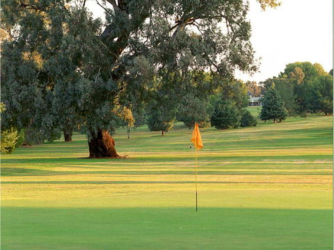 Cowra Golf Club - Accommodation Bookings 1