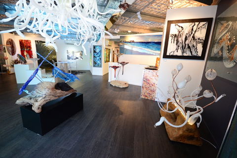 GlassXpressions Art Gallery - Accommodation Bookings 2