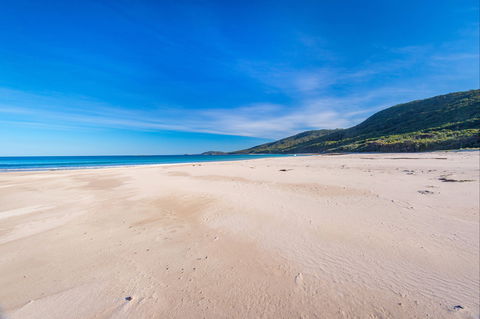 Island Beach - Accommodation Bookings 0