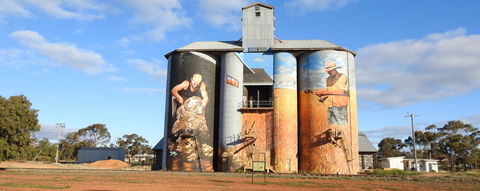 Riverina Outdoor Art Trail - Accommodation Bookings 0
