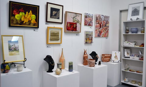 T'arts Gallery - Accommodation Bookings 0