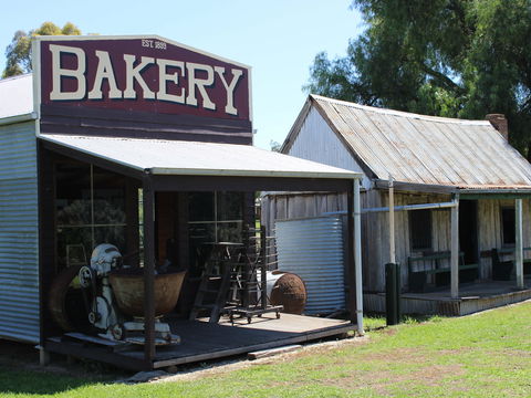 Woolpack Inn Museum - Accommodation Bookings 1