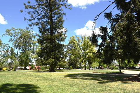 Collins Park - Accommodation Bookings 2