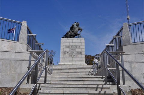 Desert Corps Memorial - Accommodation Bookings 0
