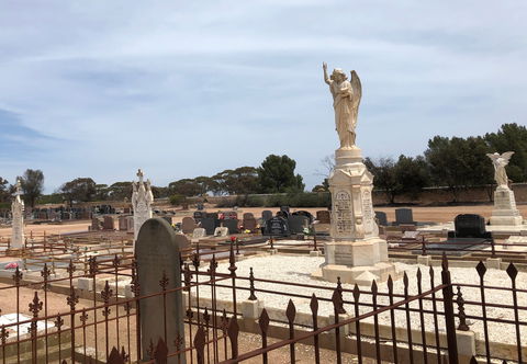 Kadina Cemetery - Accommodation Bookings 1