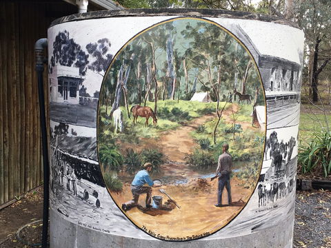 Tatong Tavern Water Tank - Accommodation Bookings 0