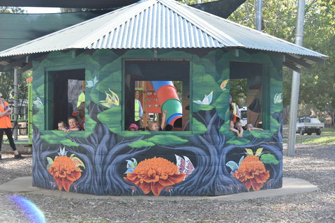 Howlong's Enchanted Hut - Accommodation Bookings 0