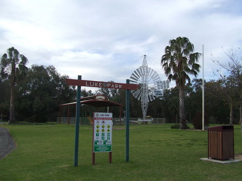 Luke Park And Jerilderie Lake - Accommodation Bookings 0