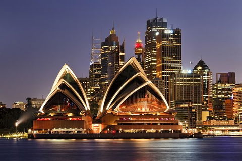 Sydney Airport Transfers : Sydney City To Sydney Airport SYD In Business Car - Accommodation Bookings 3