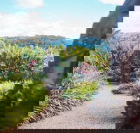 From Byron Bay to Crystal Castle 4.5 Hours Tour - Accommodation Bookings