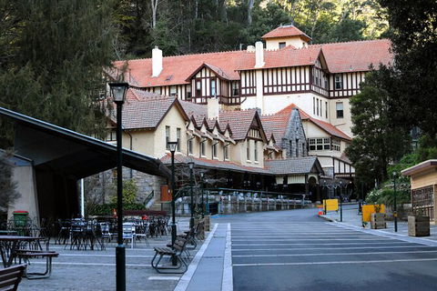 Jenolan Caves - Wildlife And Caves - Accommodation Bookings 0
