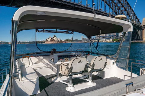 Private Vivid Sydney Harbour Cruise For Up To 20 Guests - Accommodation Bookings 5