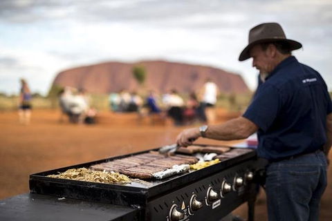 Sunset Australian Barbecue Dinner In Uluru - Accommodation Bookings 1