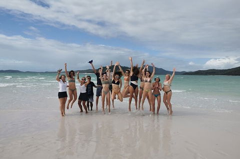 2-Night Whitsundays Sailing Cruise Incl. Whitehaven Beach & Great Barrier Reef - Accommodation Bookings 1