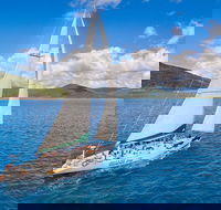 2-Night Whitsundays Sailing Cruise incl. Whitehaven Beach  Great Barrier Reef - Accommodation Bookings