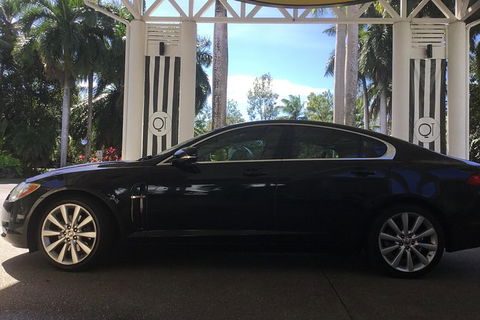 Jaguar Limousine Transfer Cairns Airport To Palm Cove - Accommodation Bookings 1