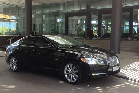 Jaguar Limousine Transfer Cairns Airport To Palm Cove - Accommodation Bookings 4