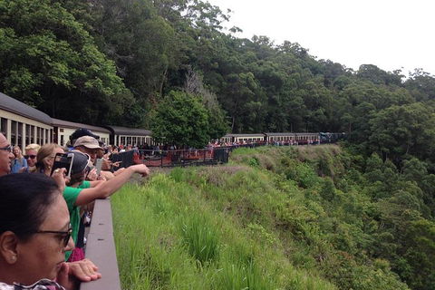 Kuranda Is Waiting Come Take The Spectacular Skyrail / Kuranda Scenic Railway - Accommodation Bookings 1