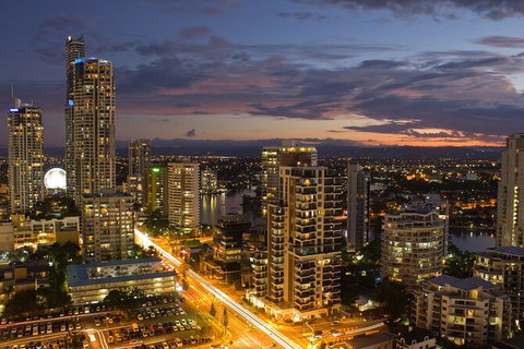 Arrival Private Transfers From Gold Coast Airport OOL To Gold Coast City - Accommodation Bookings 5