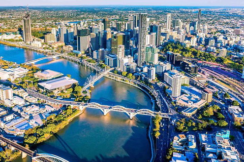 Brisbane Airport Transfers : Brisbane To Brisbane Airport BNE In Luxury Van - Accommodation Bookings 2