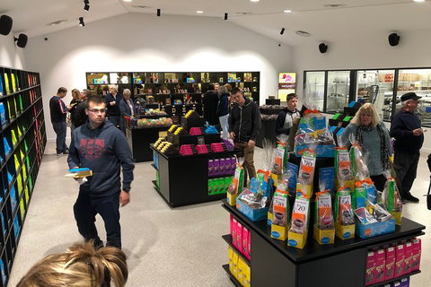 Red White & Brew - Wine, Gin & Beer Tour With Tastings From Adelaide - Accommodation Bookings 3