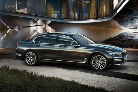 BMW Car Melbourne Airport To CBD - Accommodation Bookings 0